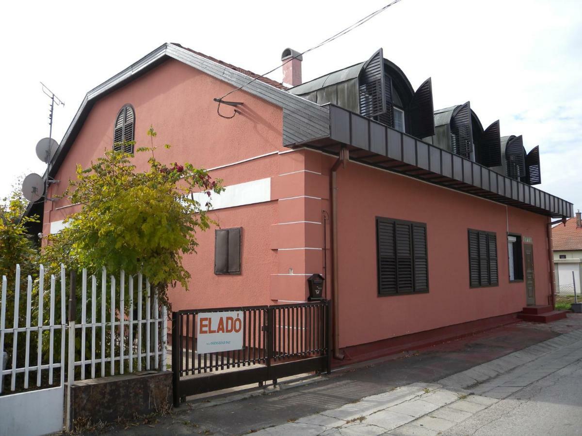 Apartment In Balatonmariafuerdo 19249 Balatonkeresztúr Zewnętrze zdjęcie